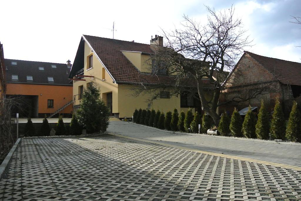 Penzion U Reky Vojkovice  외부 사진